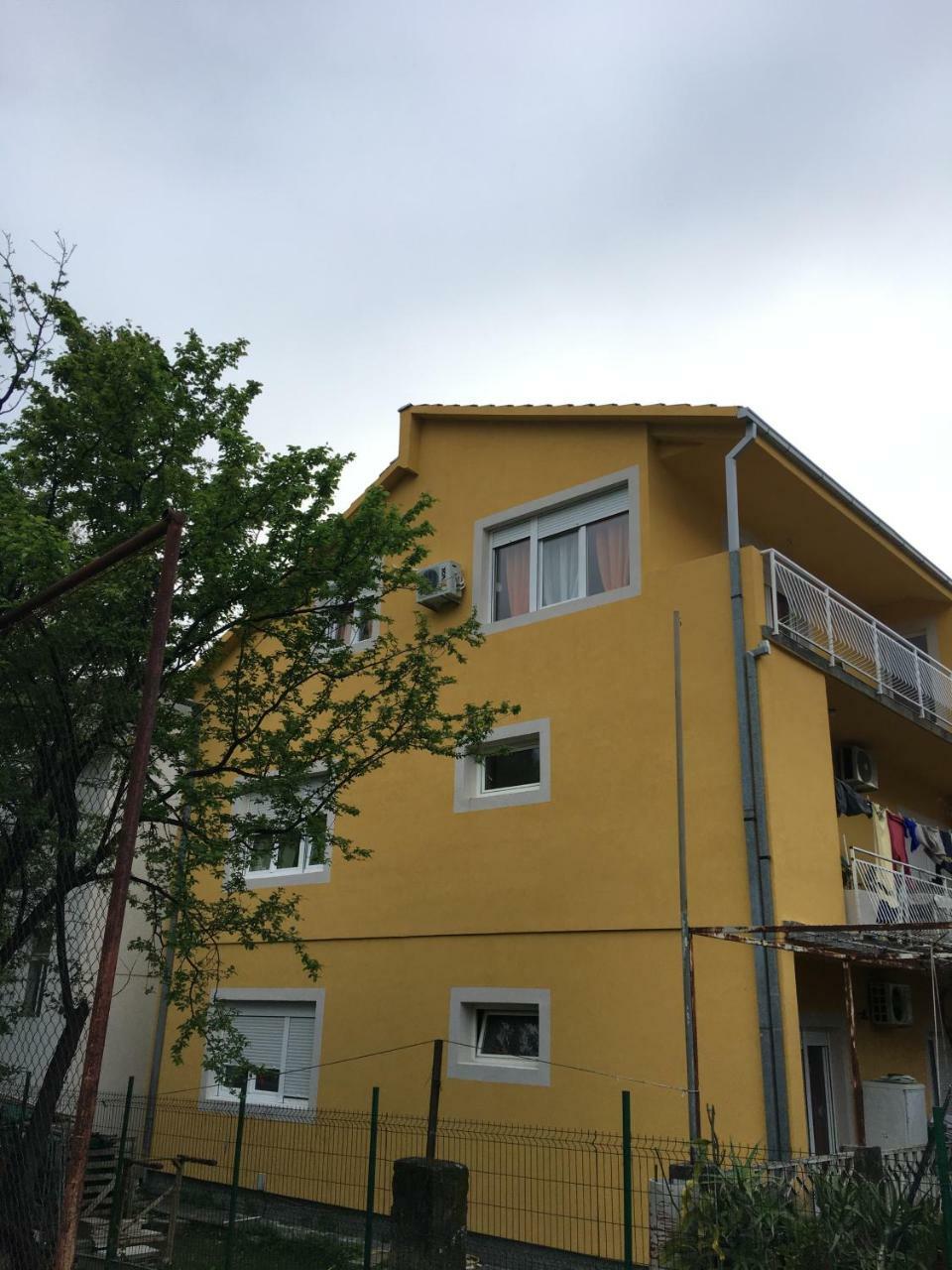 Macko, Apartmani 티바트 외부 사진